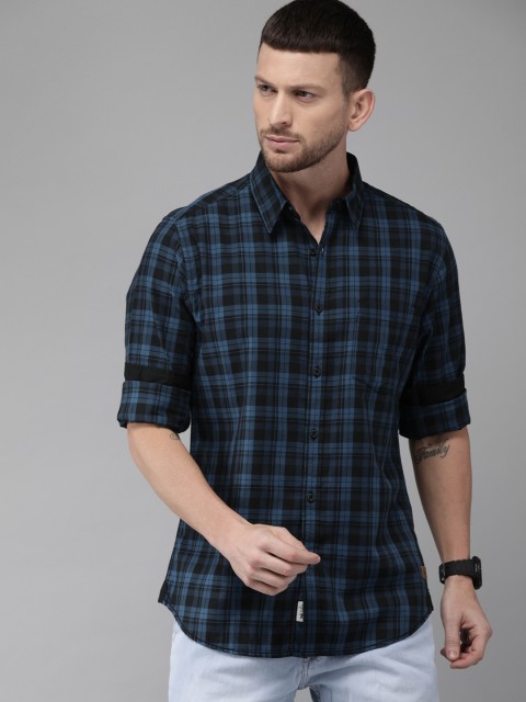 

Roadster Men Blue & Black Checked Regular Fit Casual Shirt