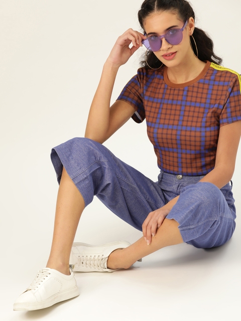 

United Colors of Benetton Women Brown & Blue Checked Round Neck T-shirt