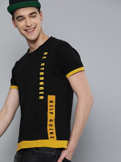 

HERE&NOW Men Black Printed Round Neck T-shirt