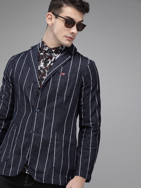 

Solid Styles Men Navy Blue & Off-White Slim Fit Striped Single-Breasted Casual Blazer