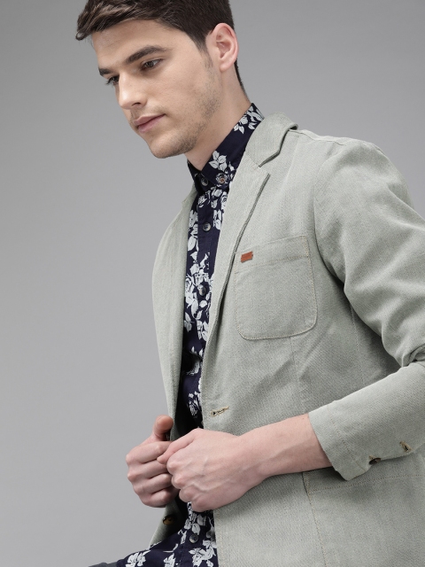 

Solid Styles Men Grey Slim Fit Solid Single-Breasted Casual Blazer