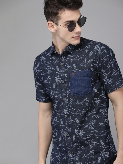 

Solid Styles Men Navy Blue Slim Fit Printed Casual Shirt With Contrast Pocket
