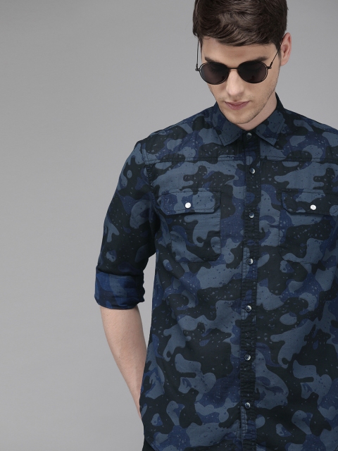 

Solid Styles Men Navy Blue Slim Fit Printed Casual Shirt