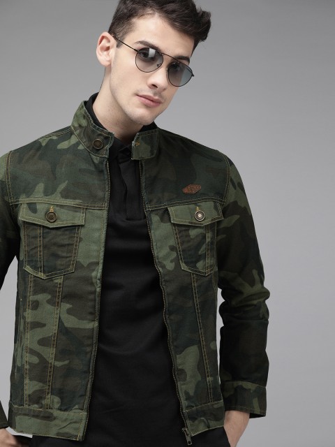 

Solid Styles Men Olive Green & Brown Camouflage Printed Denim Jacket