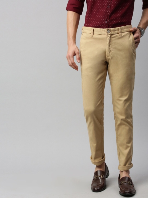 

Indian Terrain Men Khaki Brooklyn Slim Fit Solid Chinos