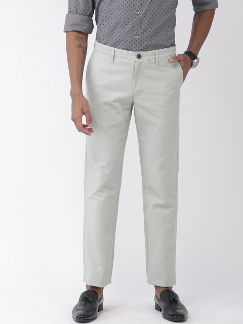 

Indian Terrain Men Grey Kansas Regular Fit Solid Regular Trousers