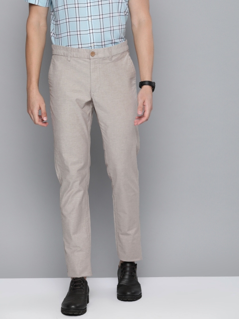 

Indian Terrain Men Beige Brooklyn Slim Fit Solid Chinos