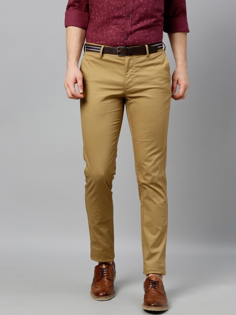 

Indian Terrain Men Khaki Brooklyn Slim Fit Self Design Regular Smart Casual Trousers, Beige