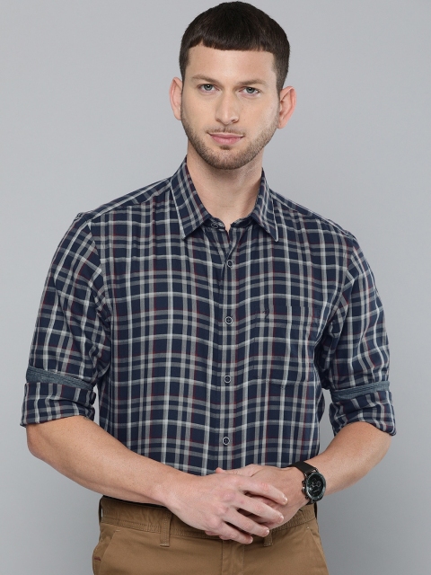 

Indian Terrain Men Blue & Grey Chiseled Fit Checked Casual Shirt