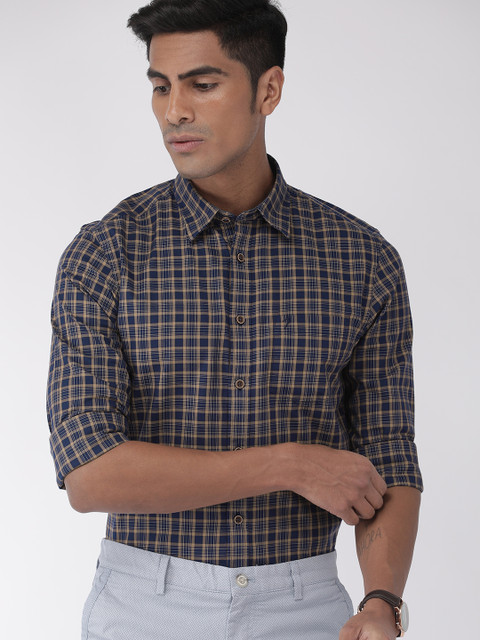 

Indian Terrain Men Navy Blue & Brown Chiseled Slim Fit Checked Smart Casual Shirt