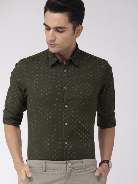 

Indian Terrain Men Olive Green Chiseled Fit Printed Smart Casual Shirt