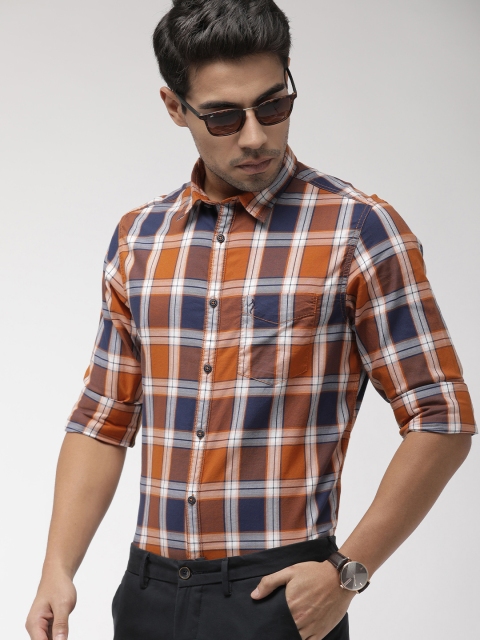

Indian Terrain Men Rust Orange & Navy Blue Chiseled Fit Checked Smart Casual Shirt