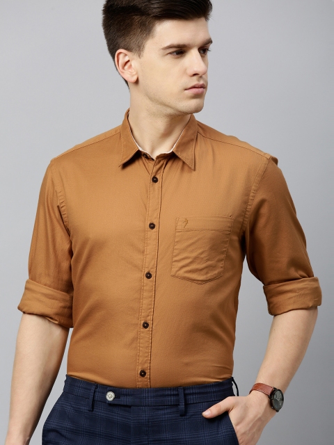 

Indian Terrain Men Khaki Slim Fit Solid Smart Casual Shirt