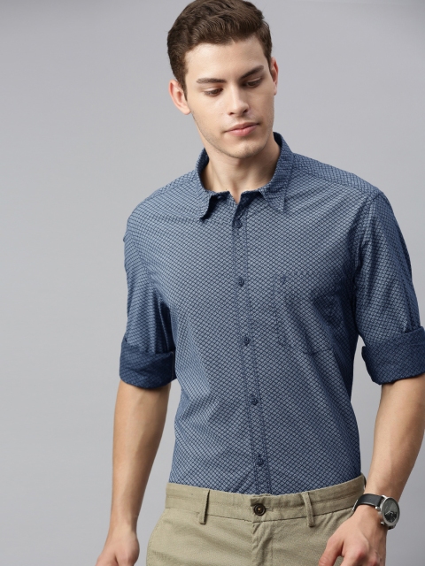 

Indian Terrain Men Navy Blue Slim Fit Printed Casual Shirt