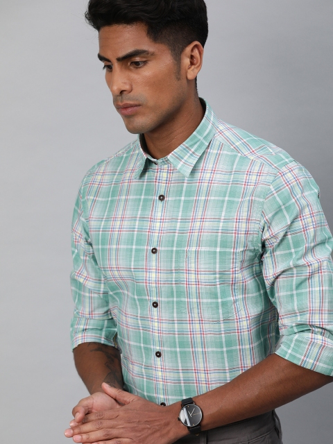 

Indian Terrain Men Green & White Slim Fit Checked Smart Casual Shirt