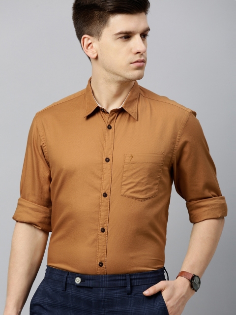 

Indian Terrain Men Khaki Slim Fit Solid Smart Casual Shirt