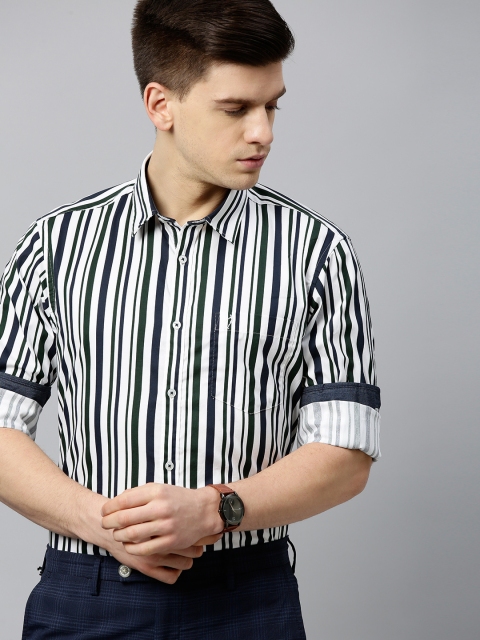 

Indian Terrain Men White & Green Slim Fit Striped Smart Casual Shirt