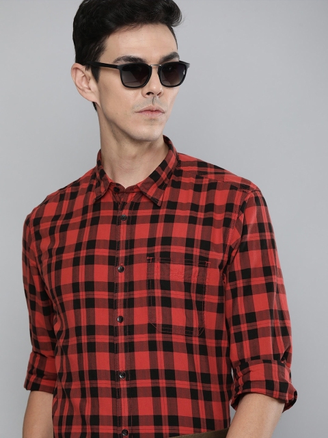 

Indian Terrain Men Red Slim Fit Checked Smart Casual Shirt