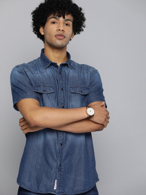 

Indian Terrain Men Blue Slim Fit Faded Casual Denim Shirt