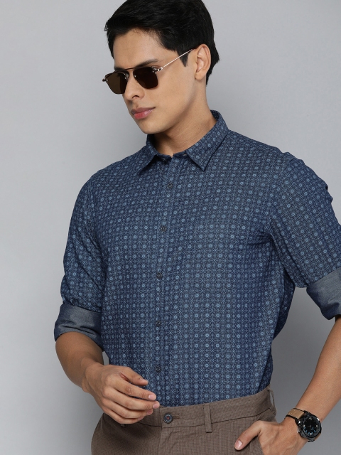 

Indian Terrain Men Blue Slim Fit Printed Smart Casual Shirt