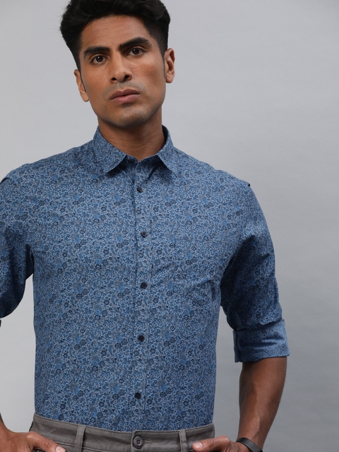 

Indian Terrain Men Blue Slim Fit Printed Smart Casual Shirt