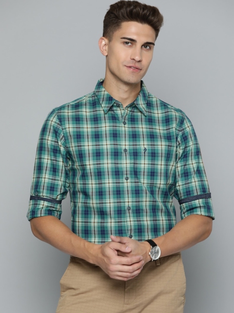 

Indian Terrain Men Green Chiseled Fit Pure Cotton Tartan Checked Casual Shirt