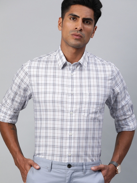

Indian Terrain Men White & Navy Blue Slim Fit Checked Smart Casual Shirt