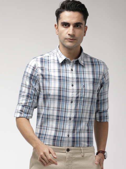 

Indian Terrain Men Blue & White Chiseled Fit Checked Smart Casual Shirt