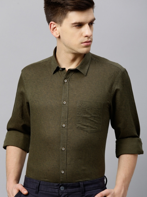 

Indian Terrain Men Olive Green Regular Fit Solid Casual Shirt