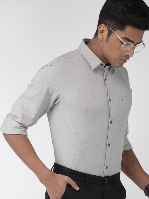 

Indian Terrain Men Grey Slim Fit Solid Smart Casual Shirt