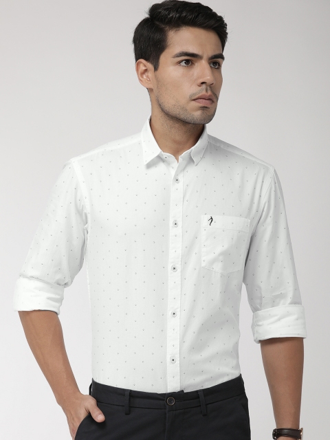 

Indian Terrain Men White & Navy Blue Slim Fit Printed Smart Casual Shirt