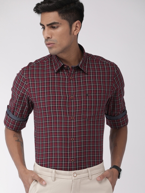 

Indian Terrain Men Maroon & Beige Slim Fit Checked Smart Casual Shirt