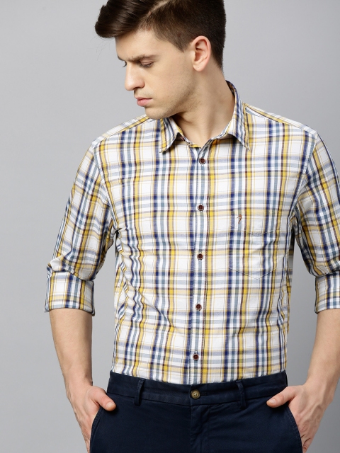 

Indian Terrain Men White & Yellow Chiseled Slim Fit Checked Smart Casual Shirt