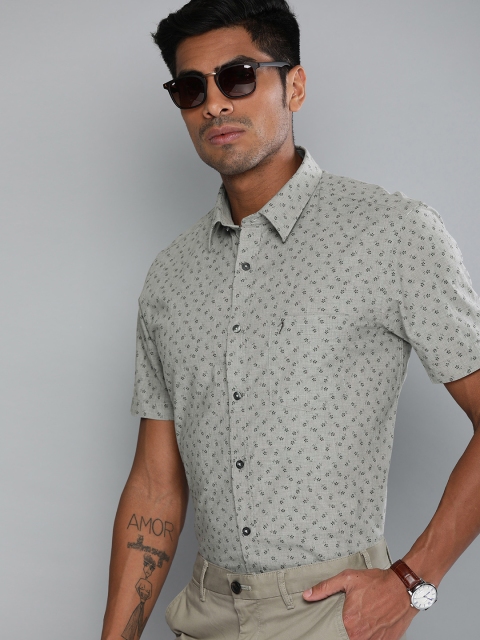

Indian Terrain Men Grey & Black Slim Fit Printed Smart Casual Shirt