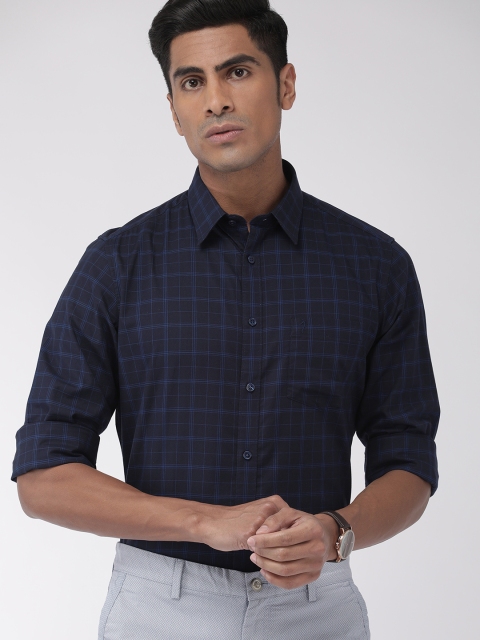 

Indian Terrain Men Navy Blue Slim Fit Checked Smart Casual Shirt