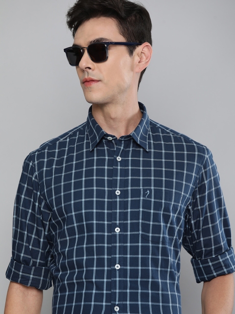 

Indian Terrain Men Navy Blue Slim Fit Checked Casual Shirt