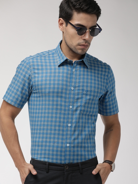 

Indian Terrain Men Blue & Off-White Slim Fit Checked Smart Casual Shirt