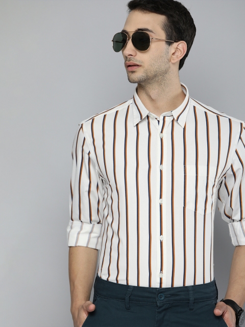 

Indian Terrain Men White & Navy Blue Slim Fit Striped Smart Casual Shirt