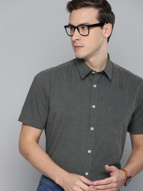 

Indian Terrain Men Grey Cotton Slim Fit Smart Casual Shirt