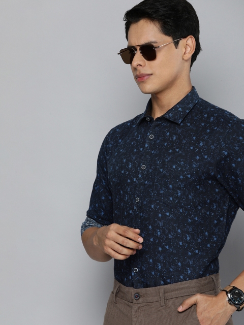 

Indian Terrain Men Blue Slim Fit Printed Smart Casual Shirt
