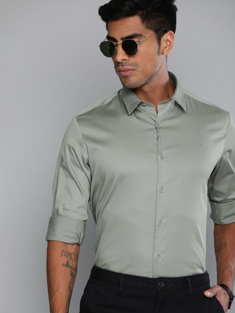 

Indian Terrain Men Grey Solid Slim Fit Smart Casual Shirt
