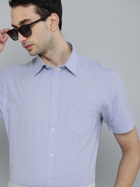 

Indian Terrain Men Blue Solid Slim Fit Casual Shirt