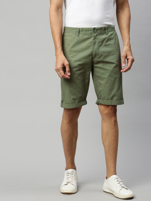 

Indian Terrain Men Green Self Design Slim Fit Chino Shorts