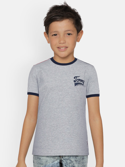 

Tommy Hilfiger Boys Grey Navy Blue Colourblocked Round Neck Pure Cotton T-shirt