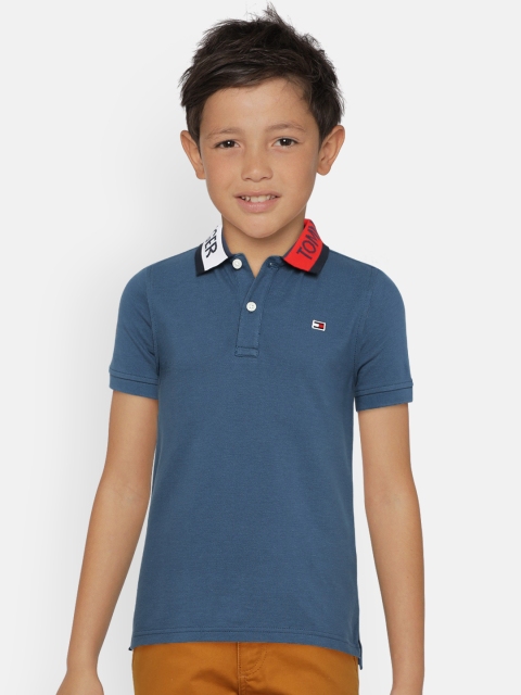 

Tommy Hilfiger Boys Blue Solid Polo Collar T-shirt