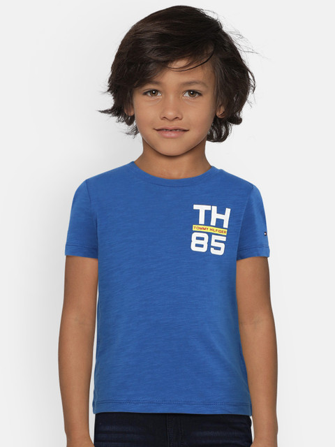 

Tommy Hilfiger Boys Blue Solid Round Neck T-shirt