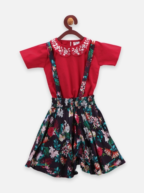 

LilPicks Girls Red & Black Printed Top With Shorts