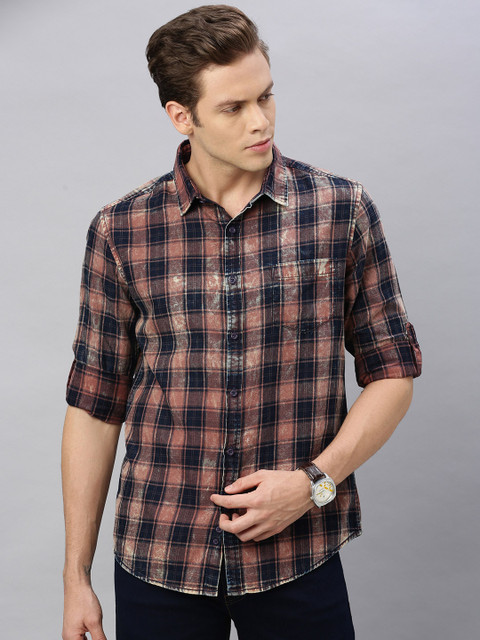 

HERE&NOW Men Mauve & Navy Blue Slim Fit Checked Casual Shirt