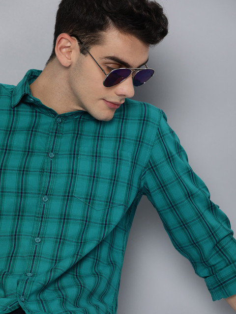 

HERE&NOW Men Teal Green & Navy Blue Slim Fit Checked Casual Shirt