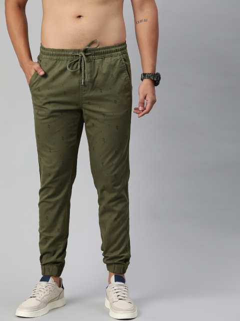 

Roadster Men Olive Green Regular Fit Solid Joggers